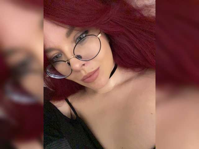 lova-mars live cam on BongaCams