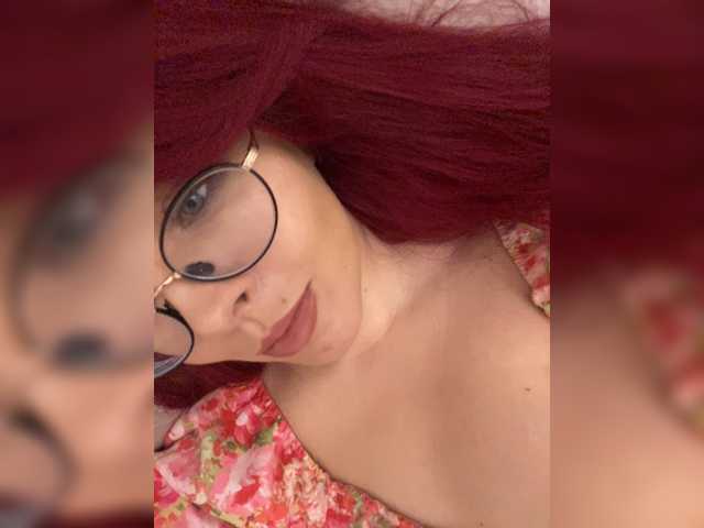 lova-mars live cam on BongaCams