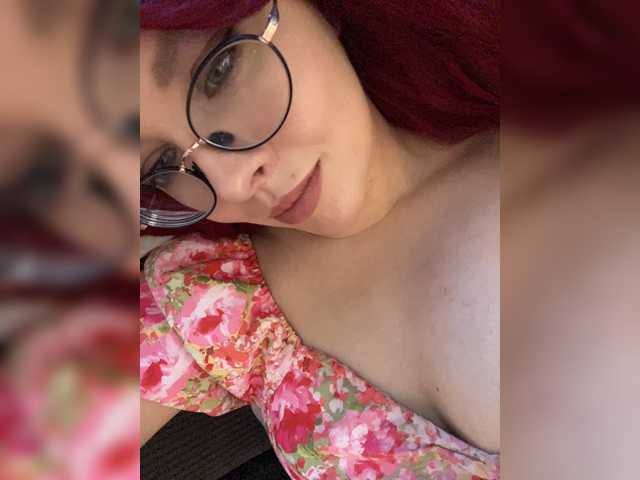 lova-mars live cam on BongaCams