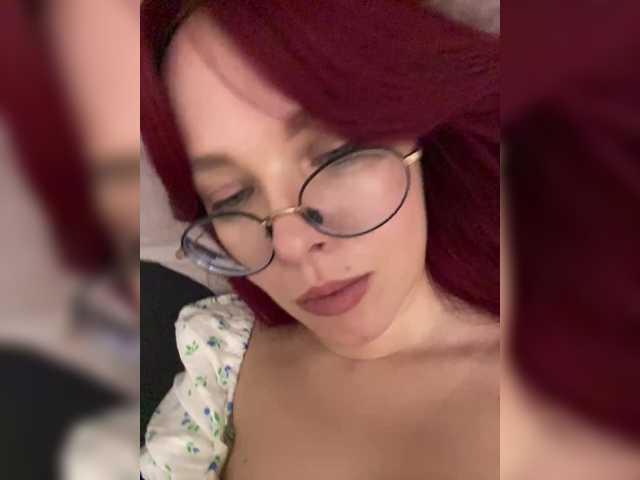 lova-mars live cam on BongaCams