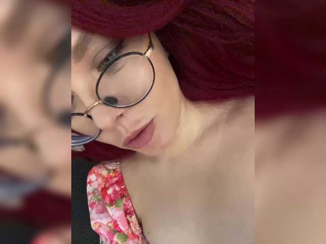 lova-mars live cam on BongaCams