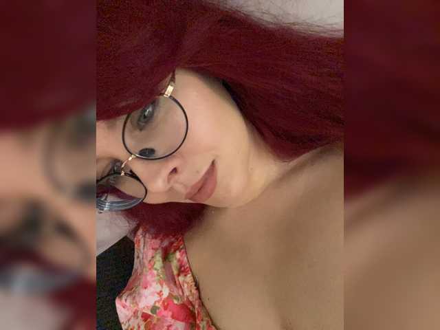 lova-mars live cam on BongaCams