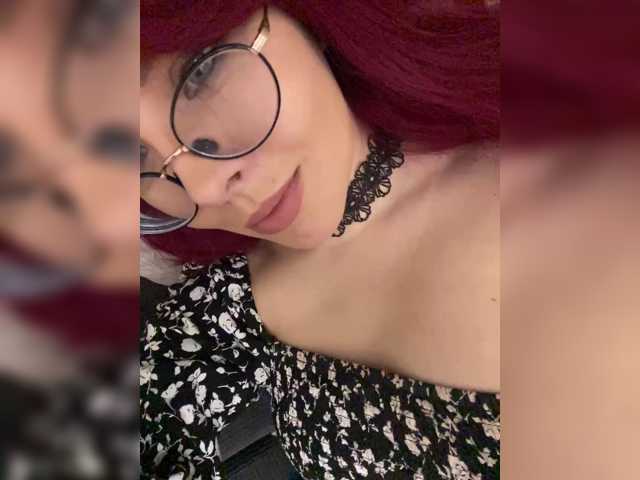 lova-mars live cam on BongaCams