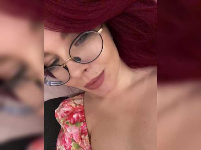 lova-mars live cam on BongaCams