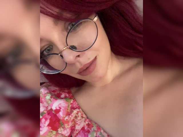 lova-mars live cam on BongaCams