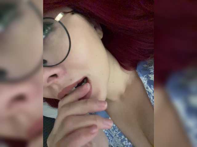 lova-mars live cam on BongaCams
