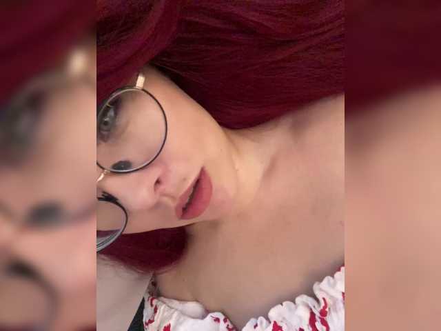 lova-mars live cam on BongaCams