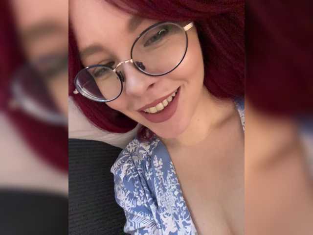 lova-mars live cam on BongaCams