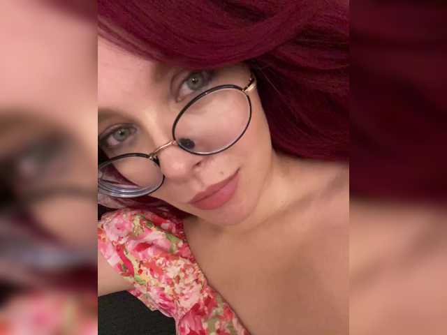 lova-mars live cam on BongaCams
