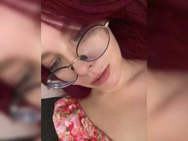 lova-mars live cam on BongaCams