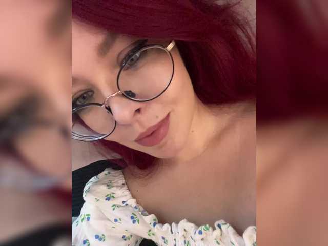 lova-mars live cam on BongaCams