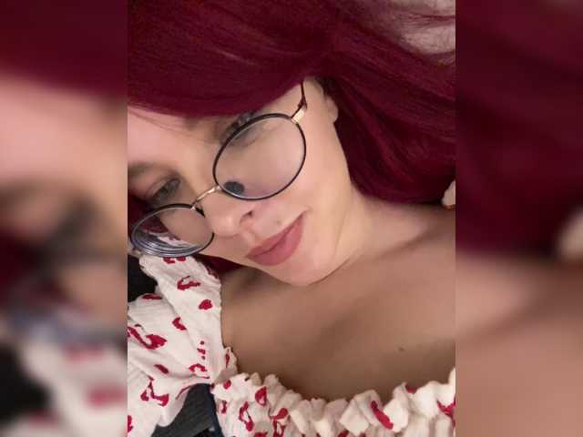 lova-mars live cam on BongaCams