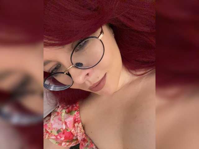 lova-mars live cam on BongaCams