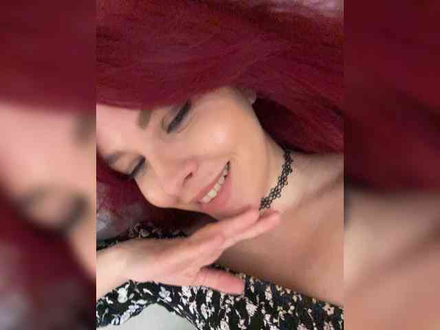 lova-mars Live Webcam on BongaCams