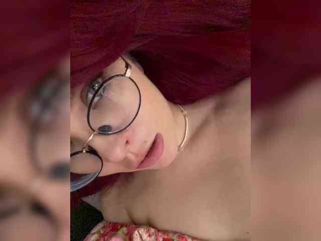lova-mars Live Webcam on BongaCams