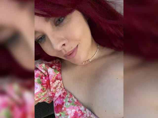 lova-mars Live Webcam on BongaCams