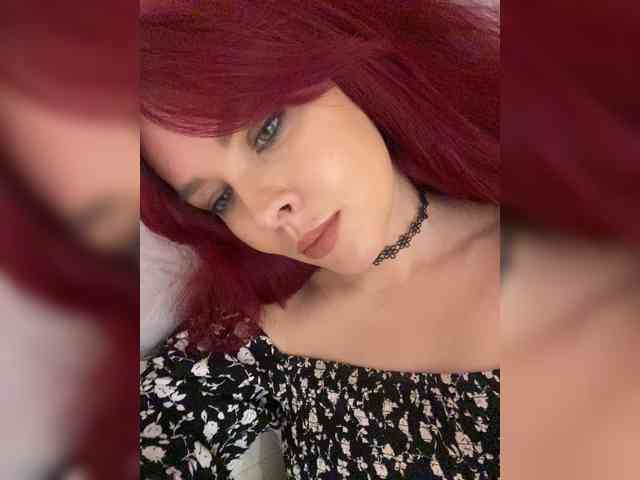 lova-mars Live Webcam on BongaCams