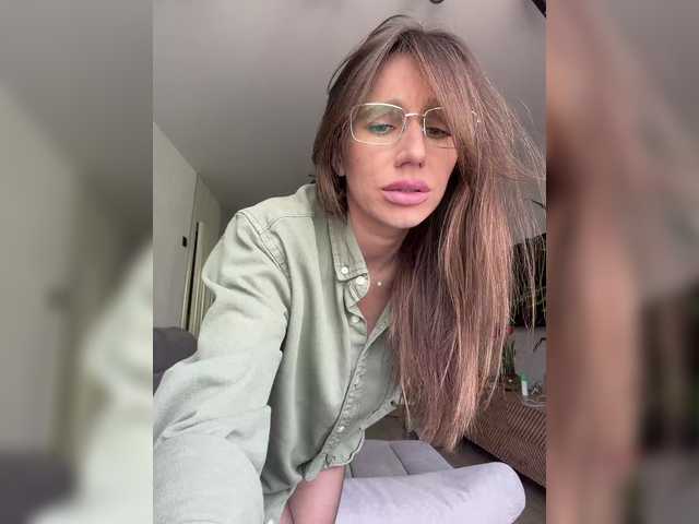 ParisSaintGermain's BongaCams show and profile