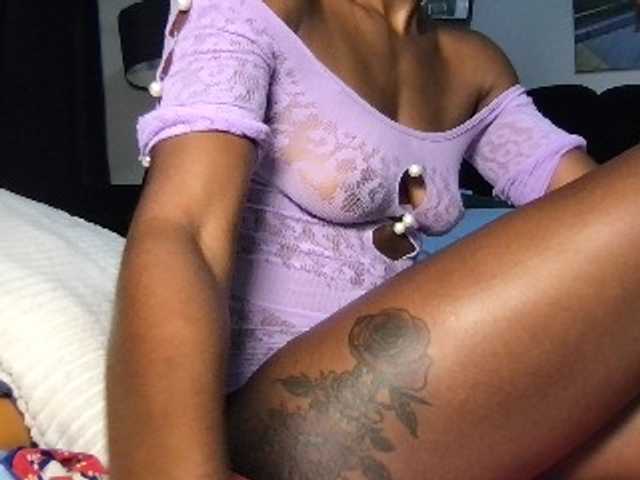 chocopetite's BongaCams show and profile