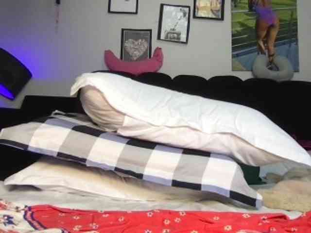 chocopetite webcam