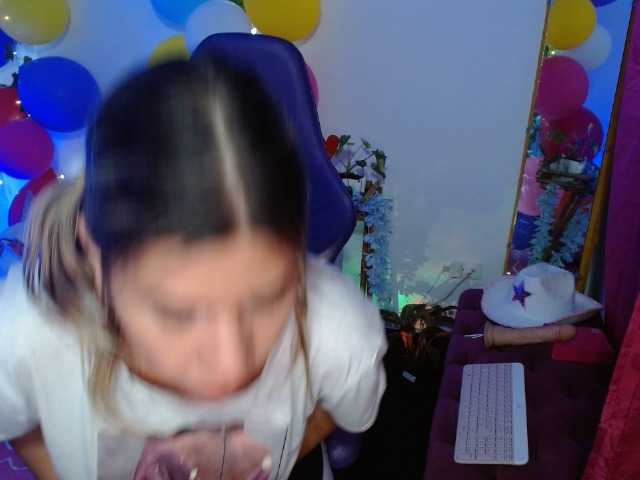 hot-sexy-bunny live cam on BongaCams