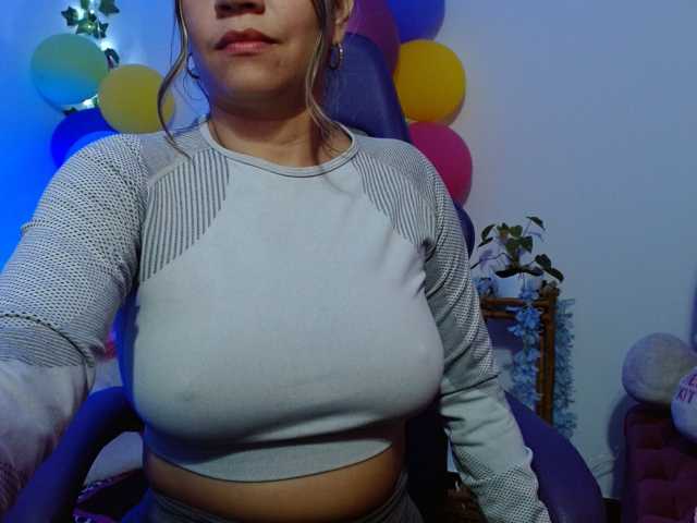 hot-sexy-bunny live cam on BongaCams