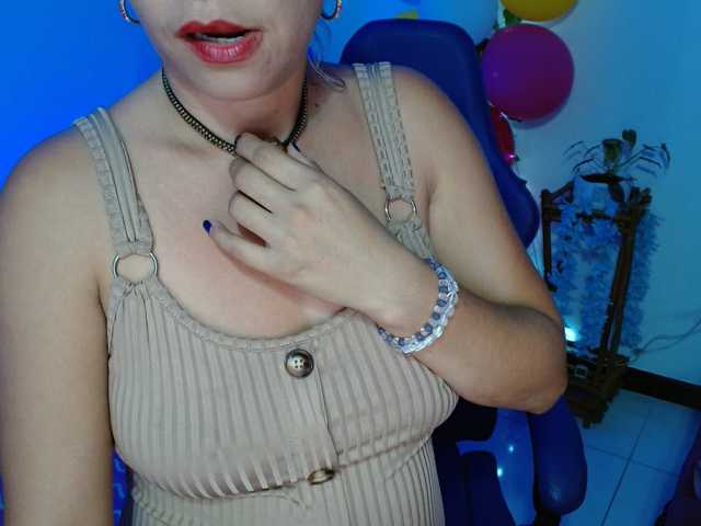 hot-sexy-bunny live cam on BongaCams