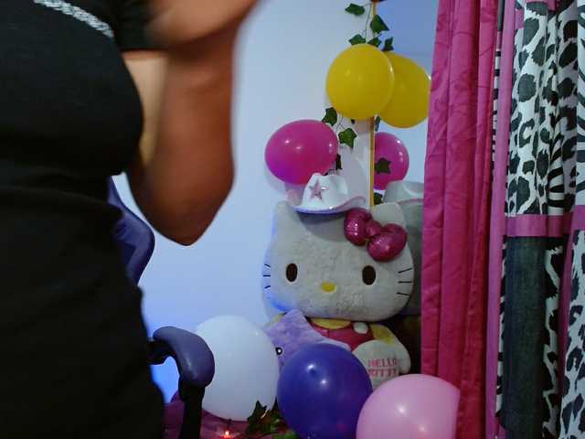 hot-sexy-bunny live cam on BongaCams