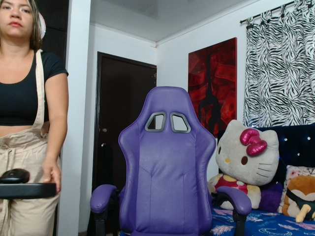 hot-sexy-bunny live cam on BongaCams