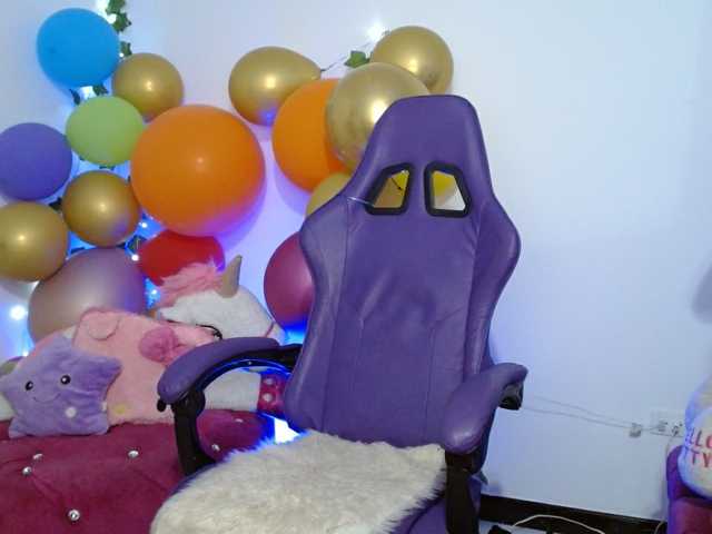 hot-sexy-bunny live cam on BongaCams