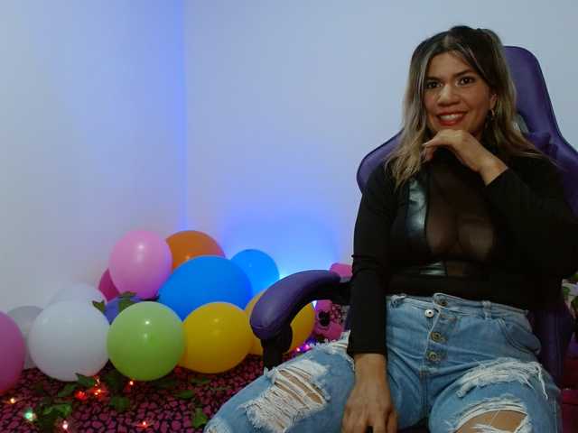 hot-sexy-bunny live cam