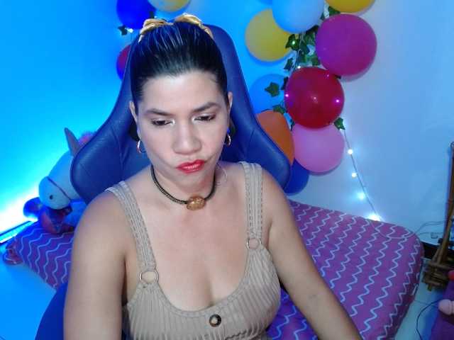 hot-sexy-bunny live cam on BongaCams
