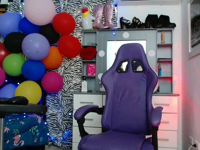 hot-sexy-bunny live cam on BongaCams
