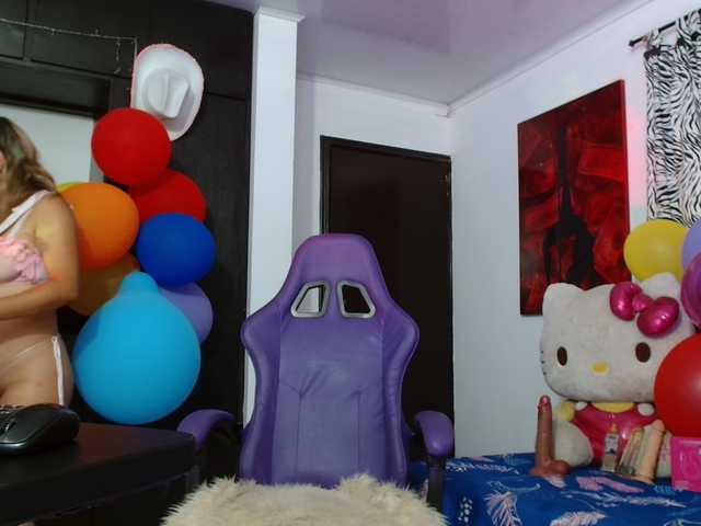 hot-sexy-bunny live cam on BongaCams