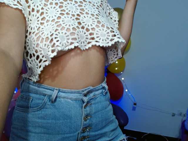 hot-sexy-bunny live cam on BongaCams