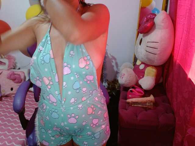 hot-sexy-bunny live cam on BongaCams