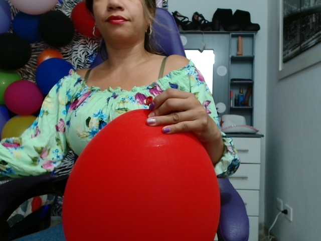 hot-sexy-bunny live cam on BongaCams