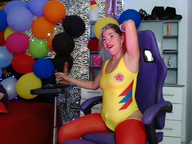 hot-sexy-bunny live cam on BongaCams