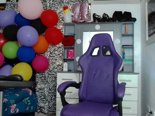 hot-sexy-bunny live cam on BongaCams
