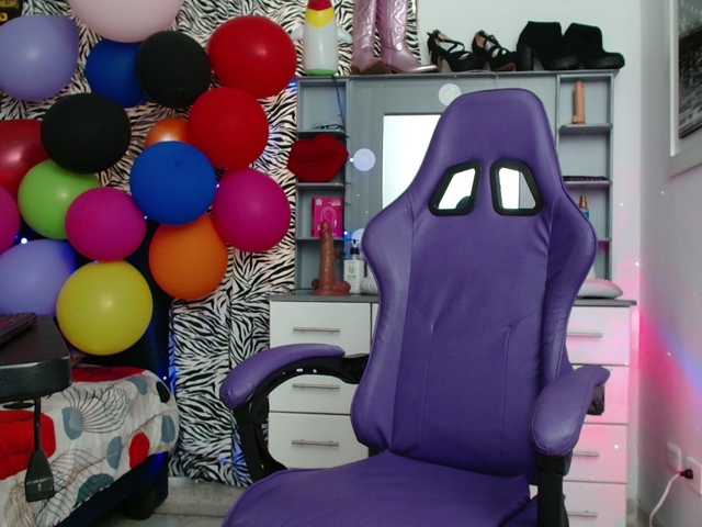 hot-sexy-bunny live cam on BongaCams