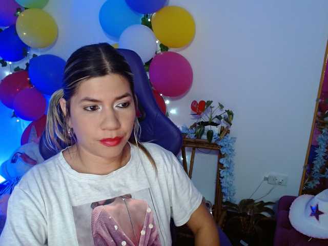 hot-sexy-bunny live cam on BongaCams