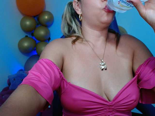 hot-sexy-bunny live cam on BongaCams