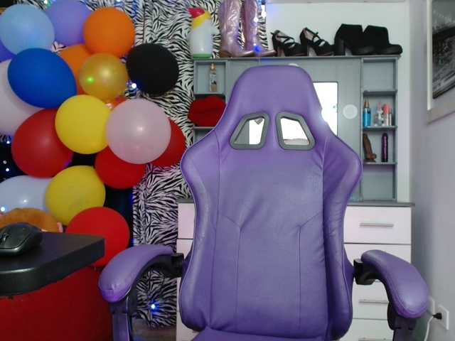 hot-sexy-bunny live cam on BongaCams