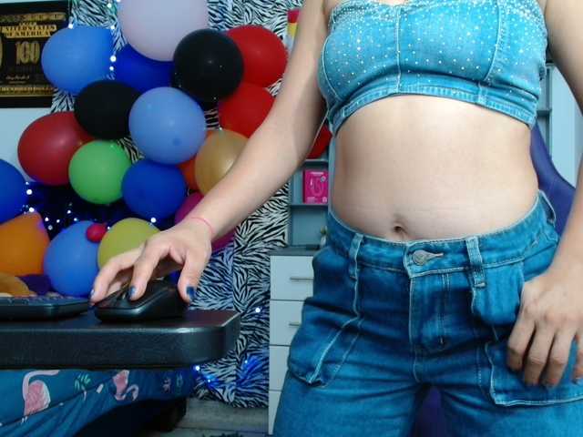 hot-sexy-bunny live cam on BongaCams