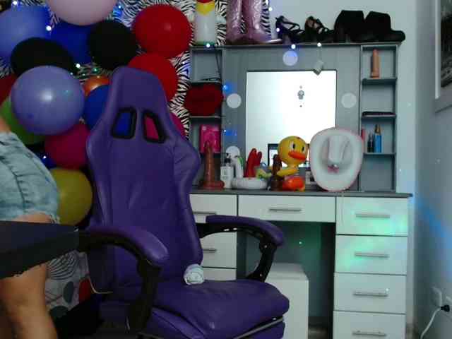 hot-sexy-bunny webcam