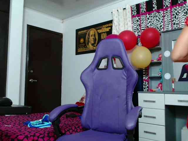 hot-sexy-bunny webcam