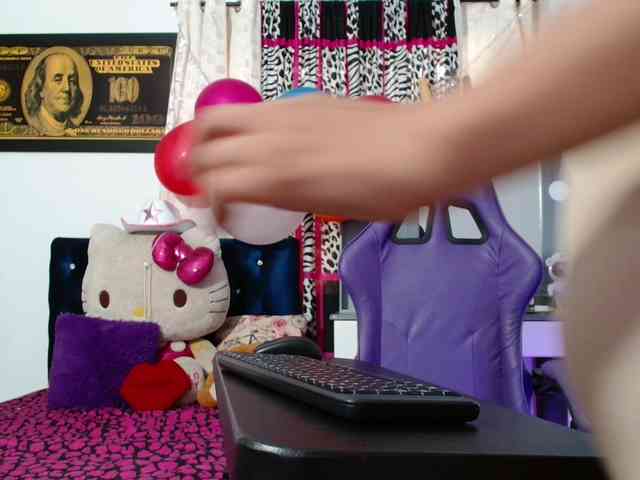 hot-sexy-bunny webcam