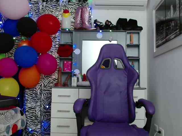 hot-sexy-bunny webcam