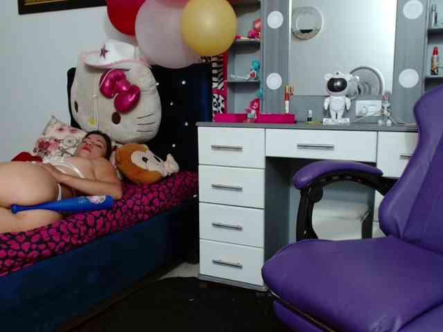 hot-sexy-bunny webcam