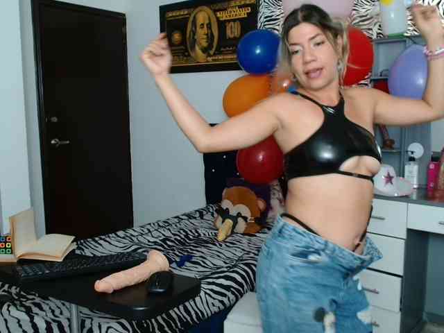hot-sexy-bunny webcam